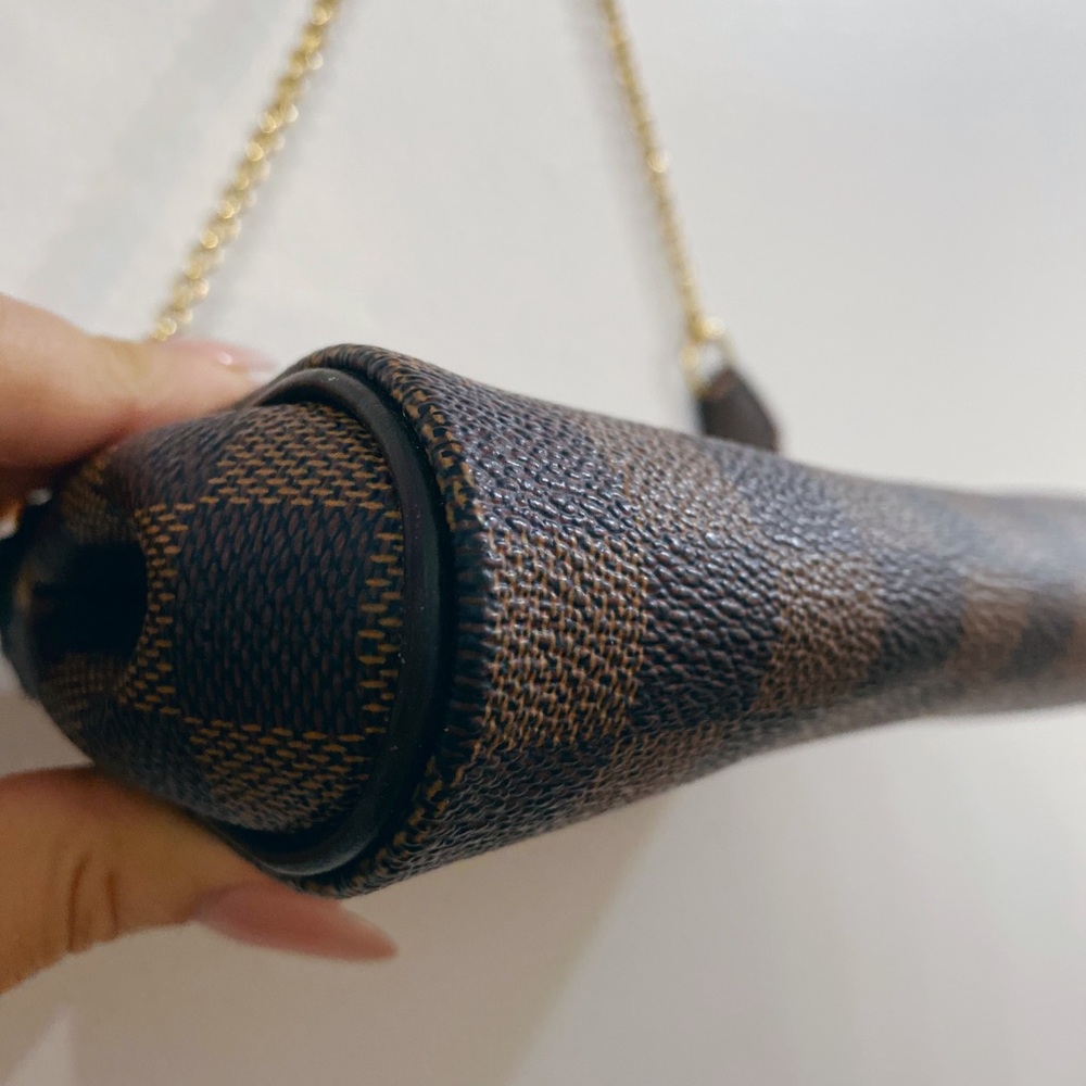 Louis Vuitton Eva Clutch - Picture 7 of 16